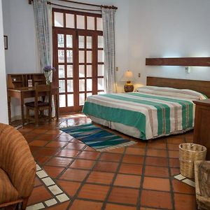 Habitación con Cama Queen
